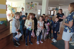 9.-5.-2024-1.B-Moje-maminka-lekarka-muj-tatinek-zachranar-75