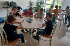 9.-5.-2024-1.B-Moje-maminka-lekarka-muj-tatinek-zachranar-83